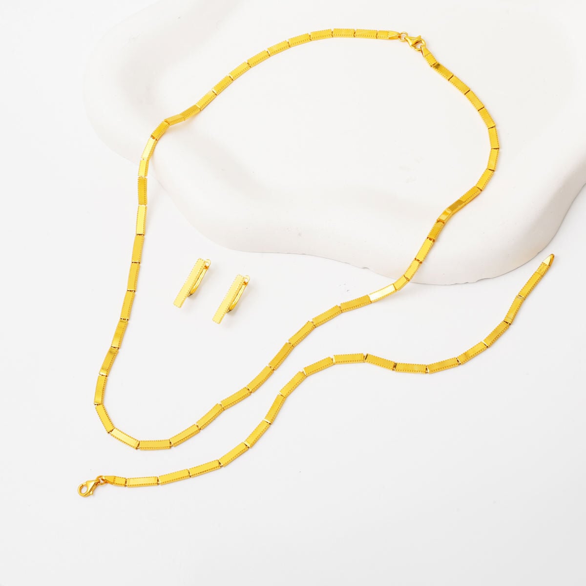 14K Yellow Gold Full Moon Ajda Wedding Set