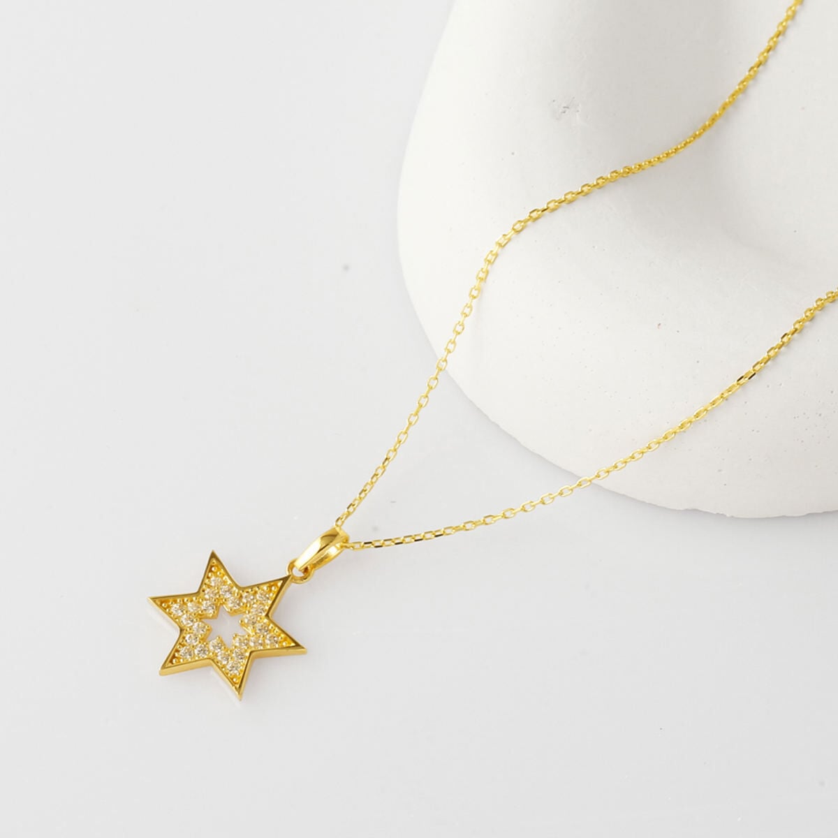 14K Yellow Gold Vera Star Cubic Zirconia Necklace