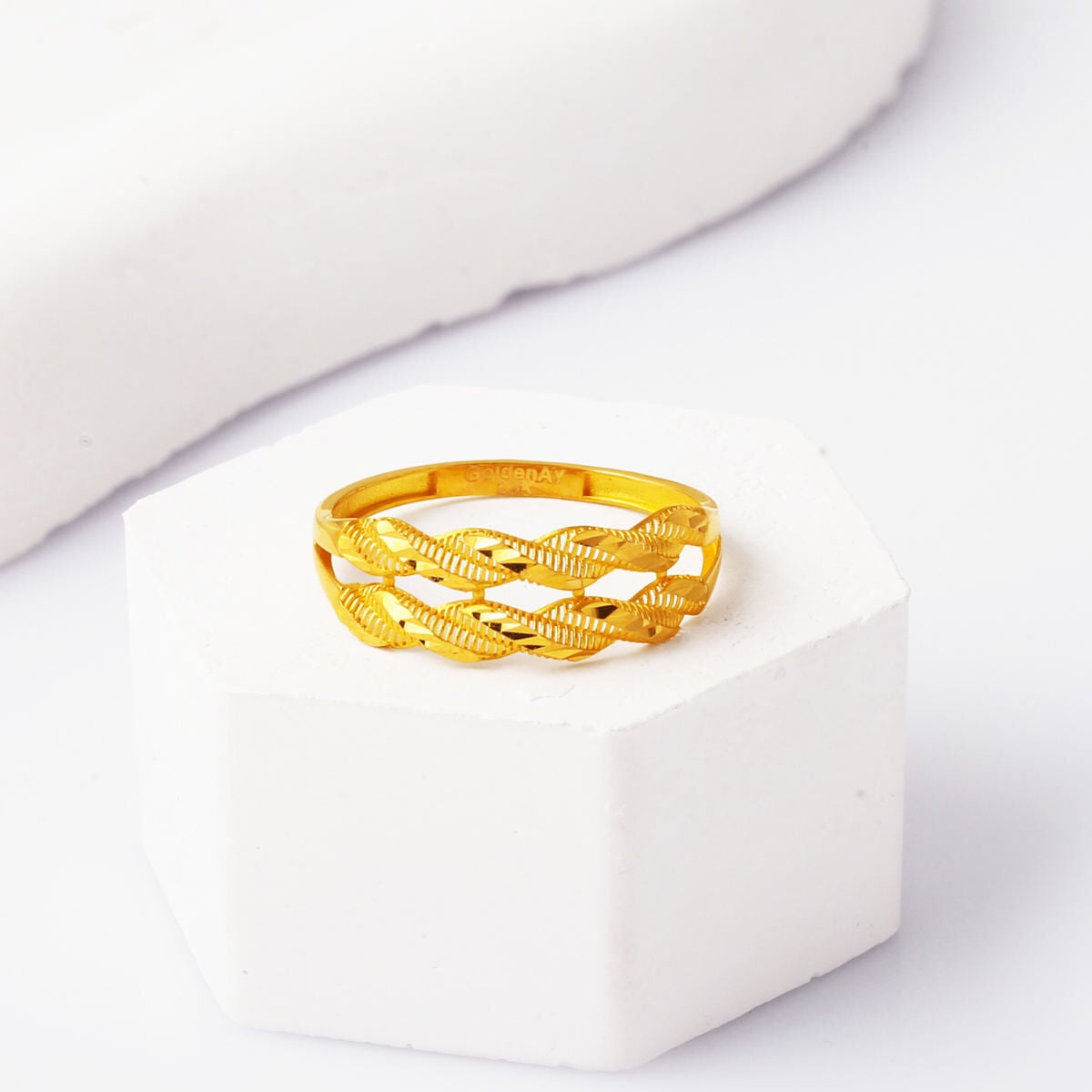 22K Yellow Gold Double Twisted Ring (1.4 g)