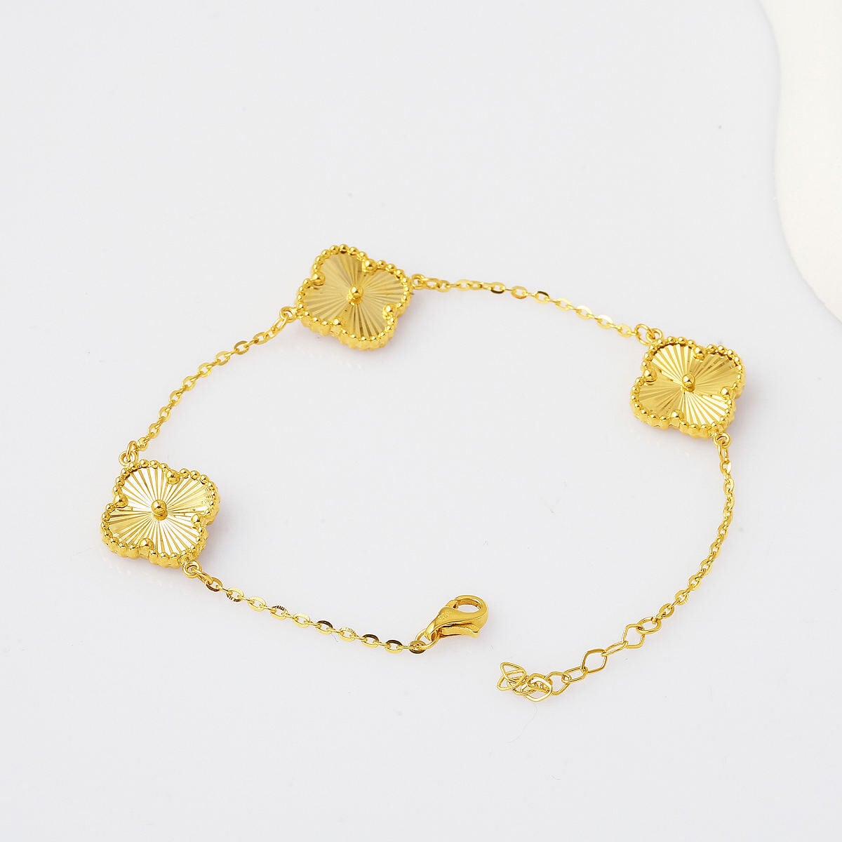 14K Yellow Gold Three Clover Bracelet