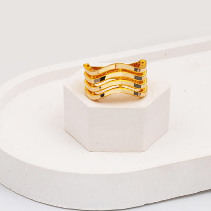 14K Yellow Gold Zigzag Ajda Ring (2.49 g)