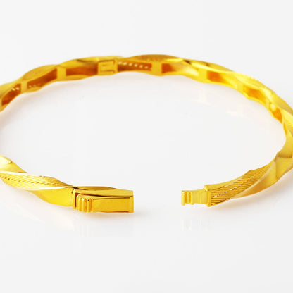 14K Yellow Gold Mesh Detail Hinged Cuff Bangle