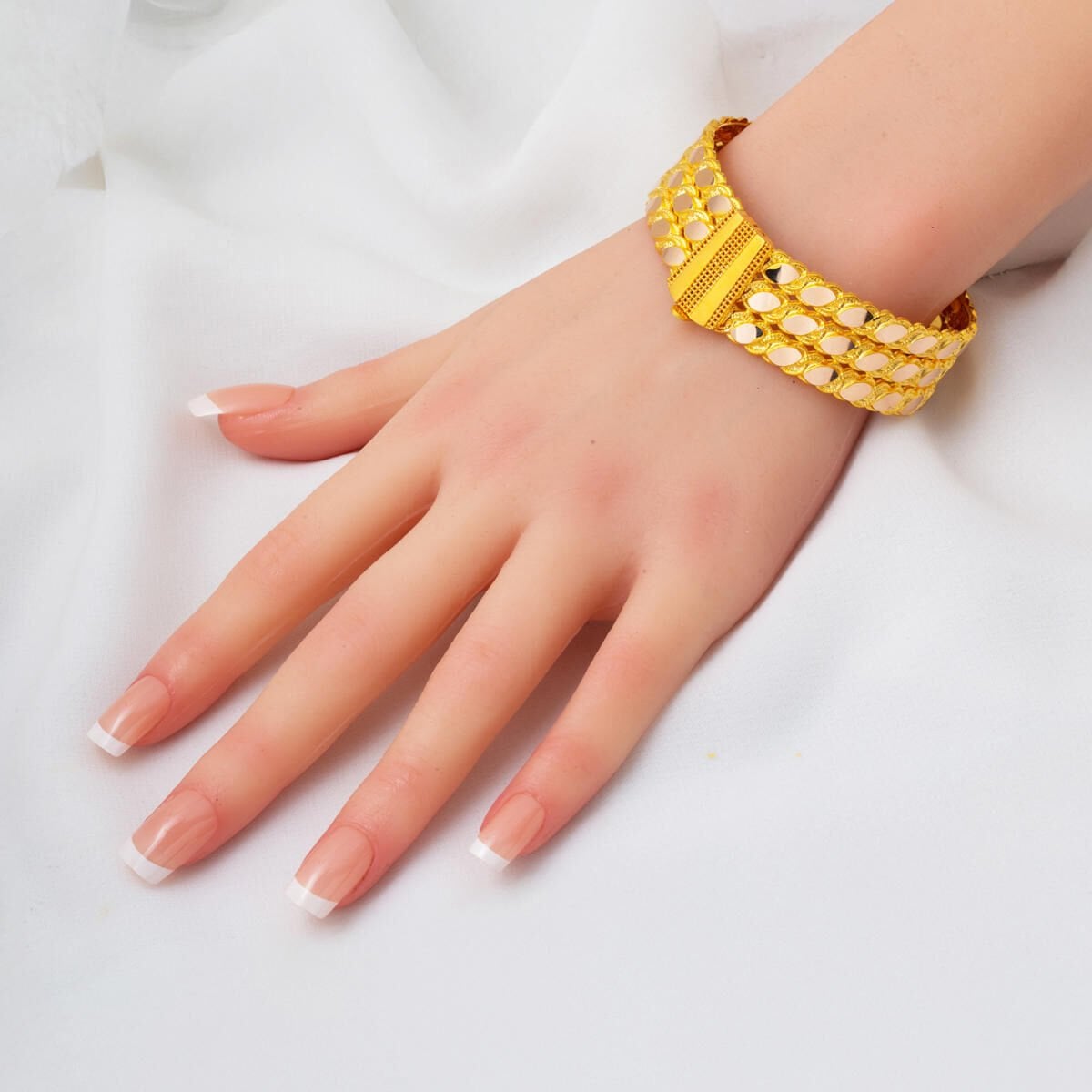 14K Yellow Gold Aleppo Weave Twisted Hinged Cuff Bangle