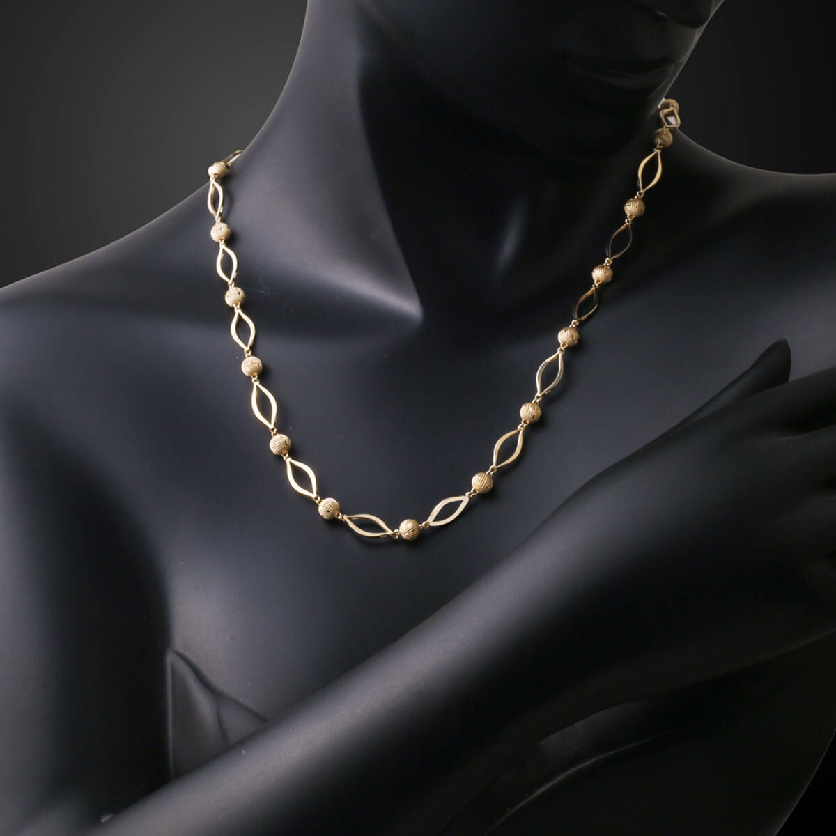 14K Yellow Gold Sparkling Ellipse Italian Necklace