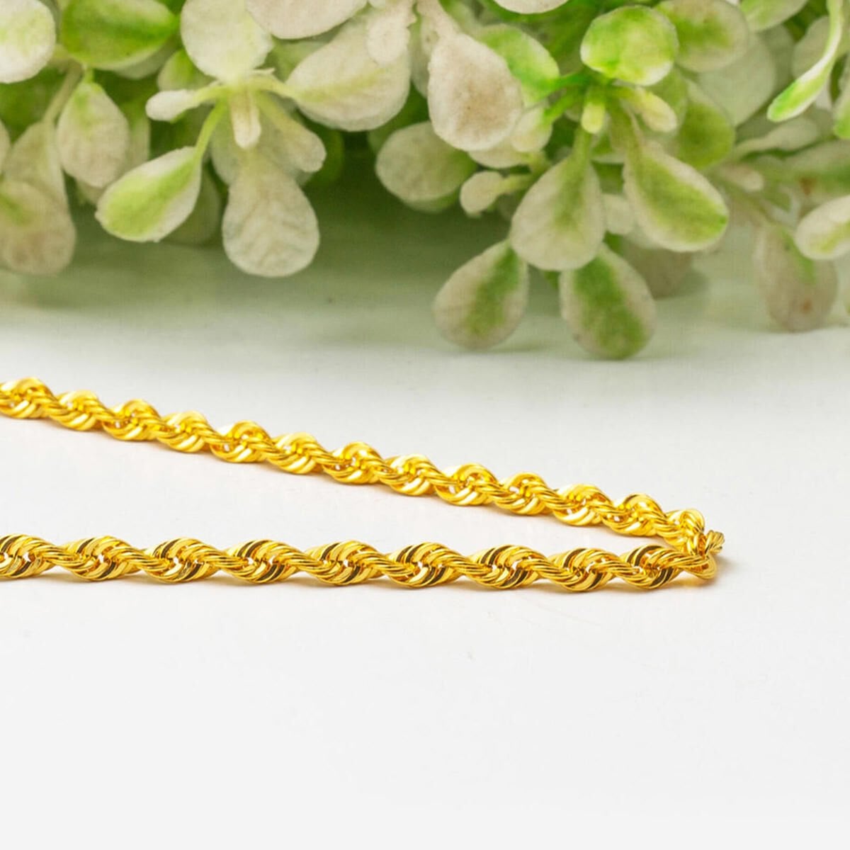 14K Yellow Gold 6 mm Wide Twisted Chain Necklace