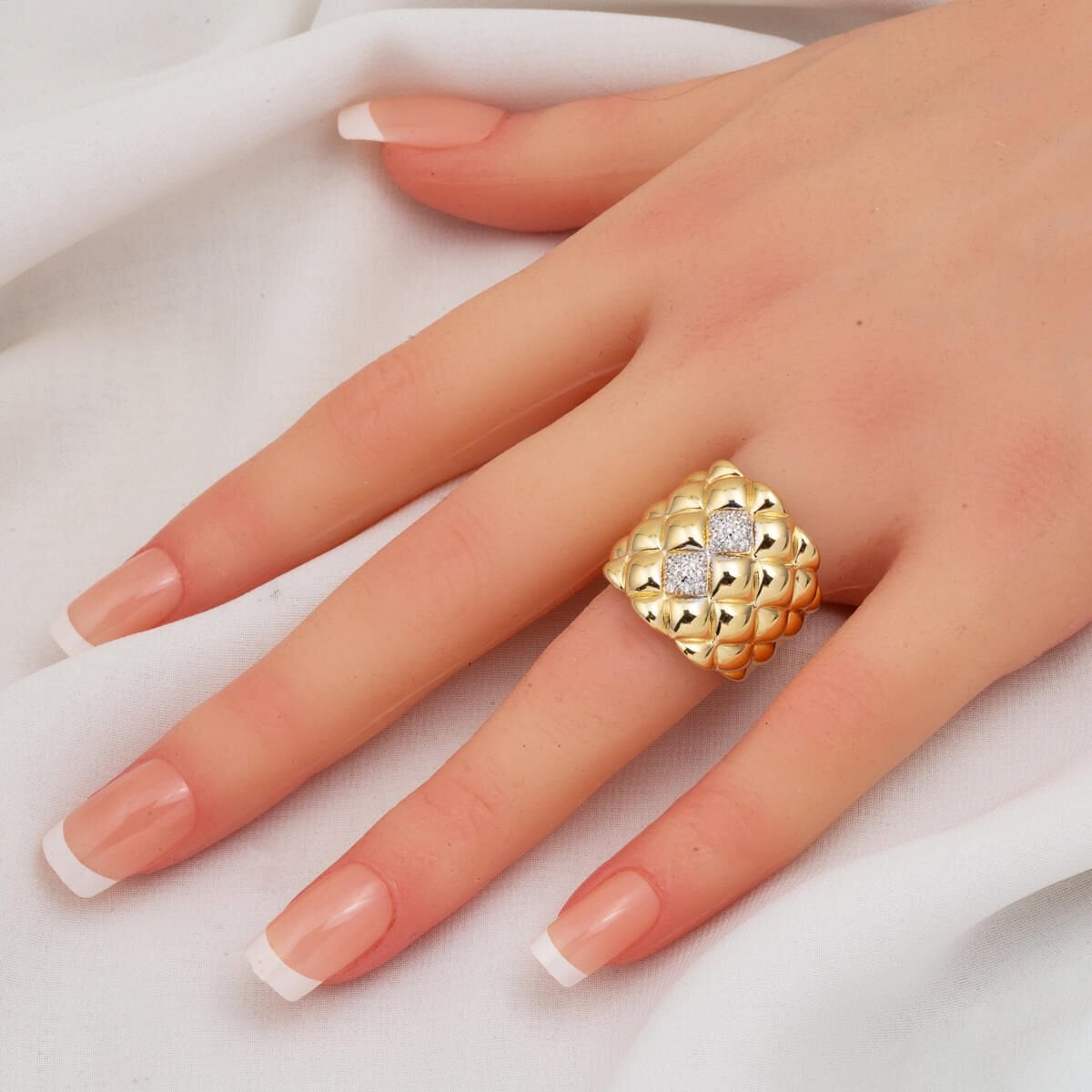14K Yellow Gold Sparkling Design Cubic Zirconia Ring