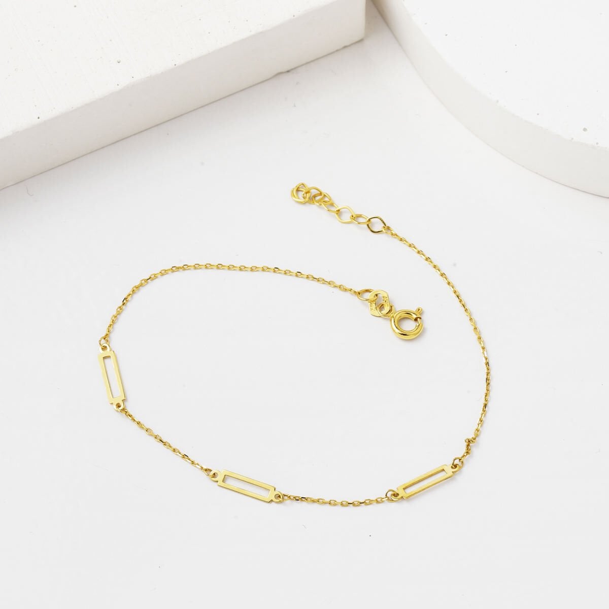 14K Yellow Gold Minimalist Paperclip Bracelet