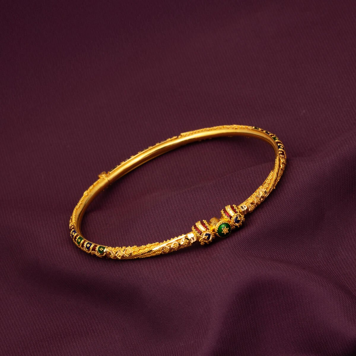 22K Yellow Gold Indian Style Lock Enamel Bangle