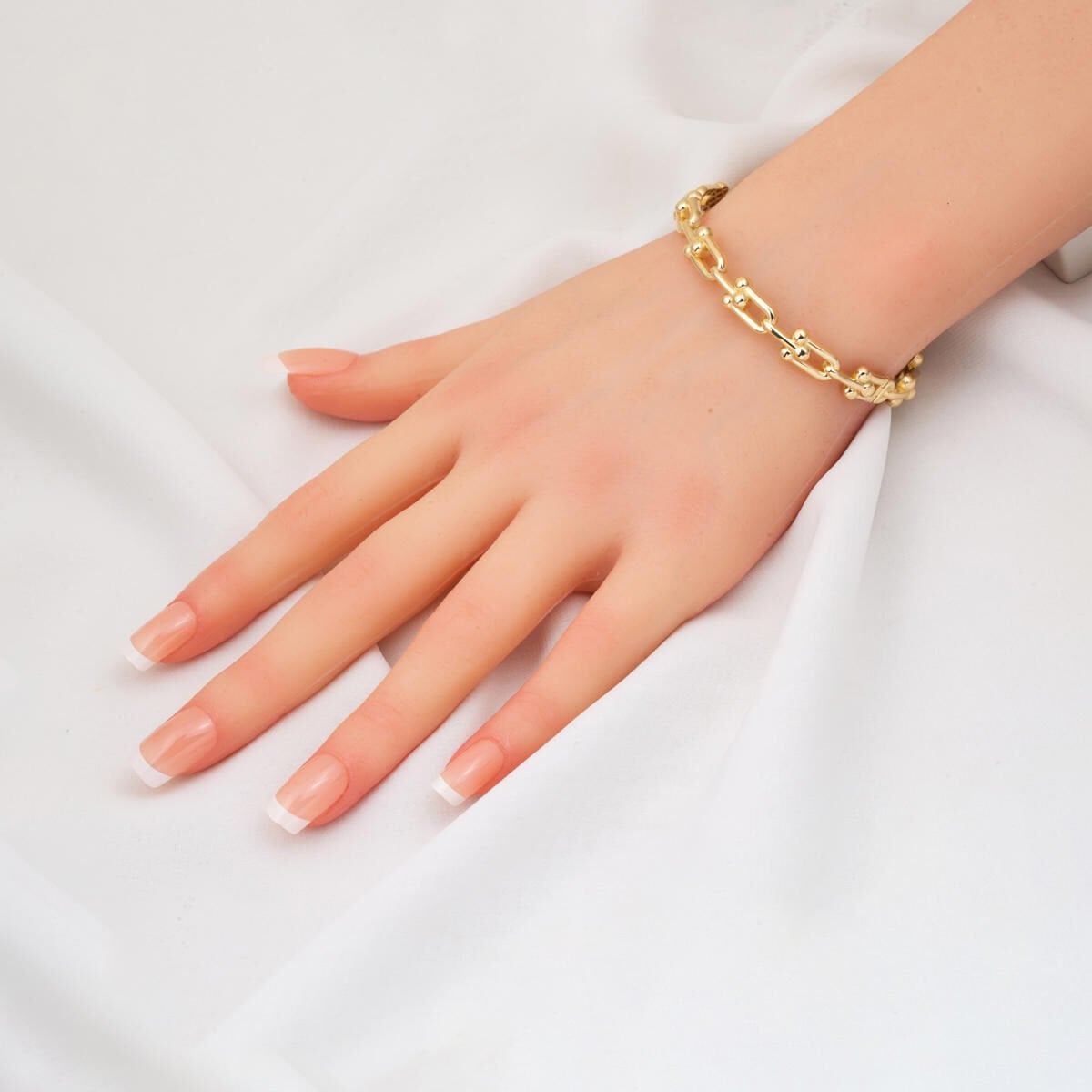 14K Yellow Gold Designer Inspired Hinged Cuff Bangle (9.76 g)