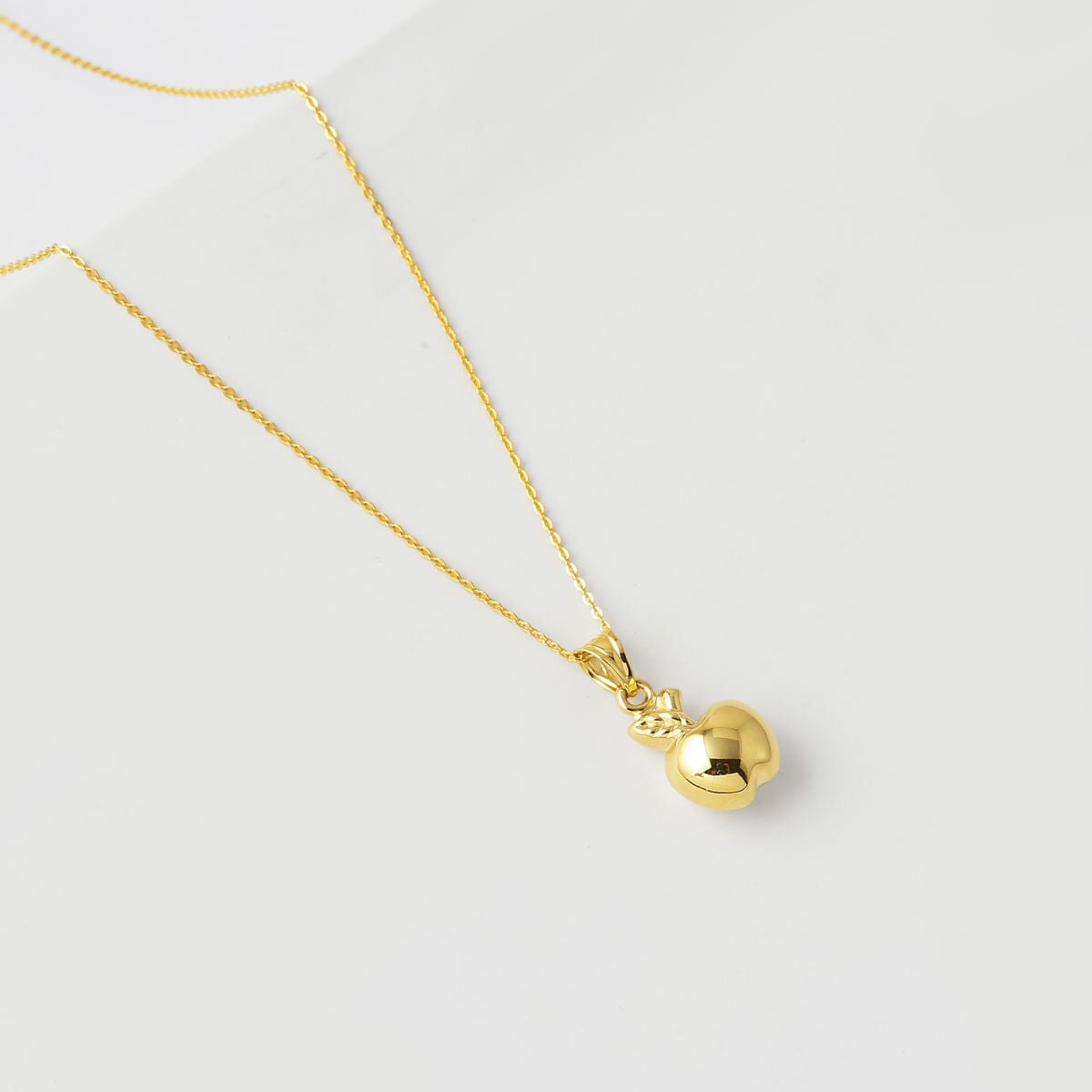 14K Yellow Gold Apple Necklace