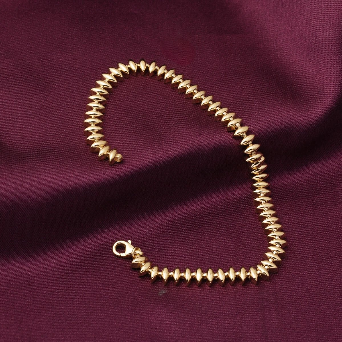 14K Yellow Gold Chapra Minimalist Bracelet