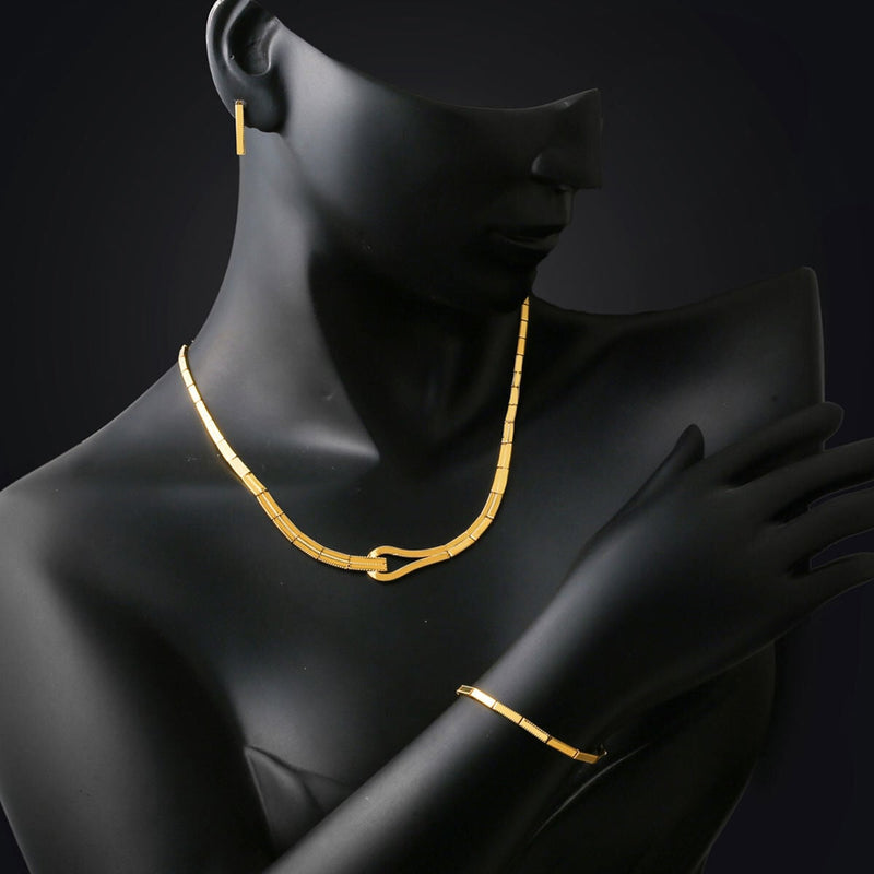 14K Yellow Gold Knot Ajda Bridal Set