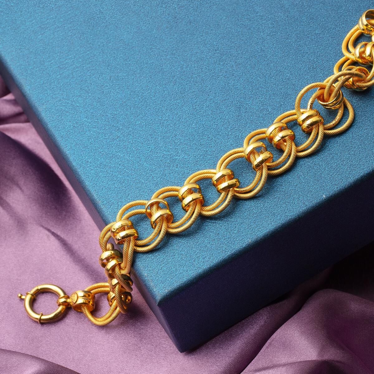 22K Yellow Gold Milky Way Bracelet (24.5 g)