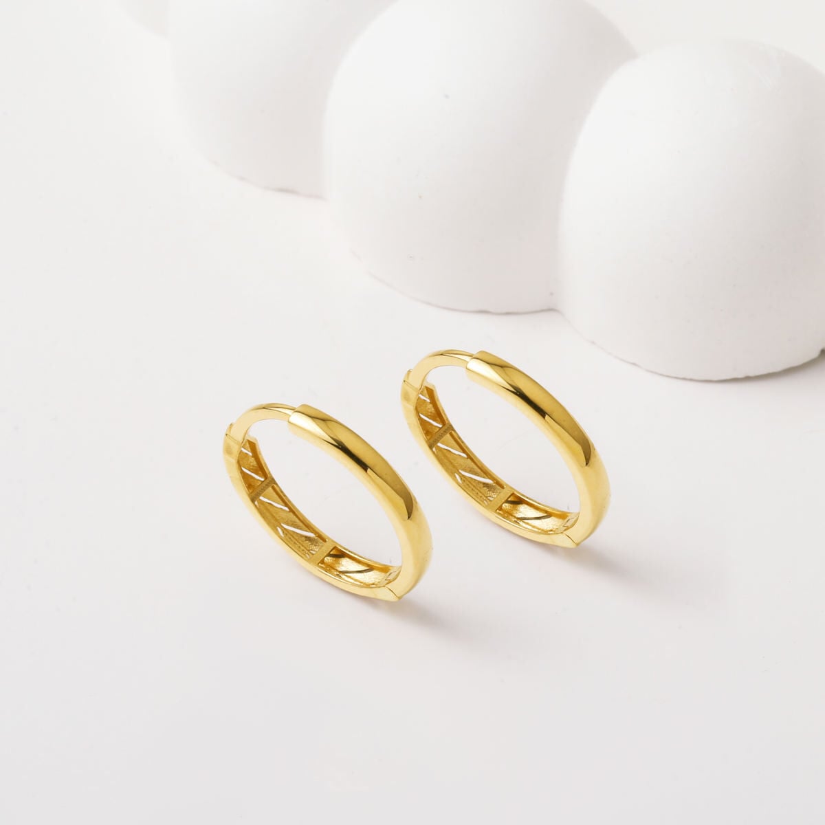 14K Yellow Gold Wheat Double Sided Hoop Earrings