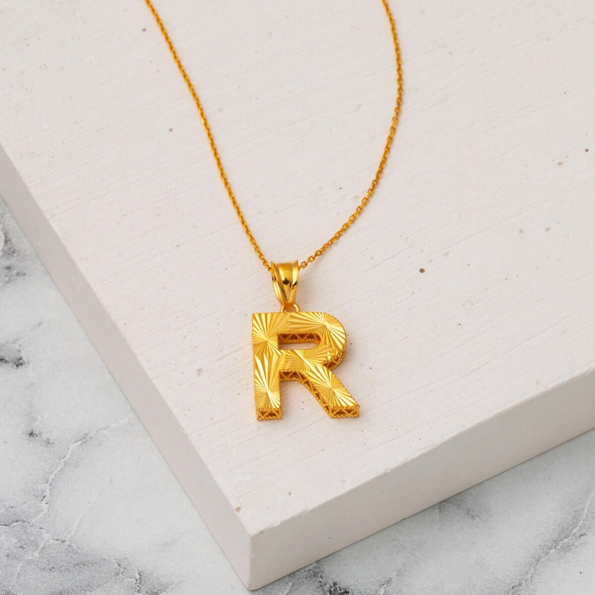 22K Yellow Gold Three Dimensional R Initial Necklace