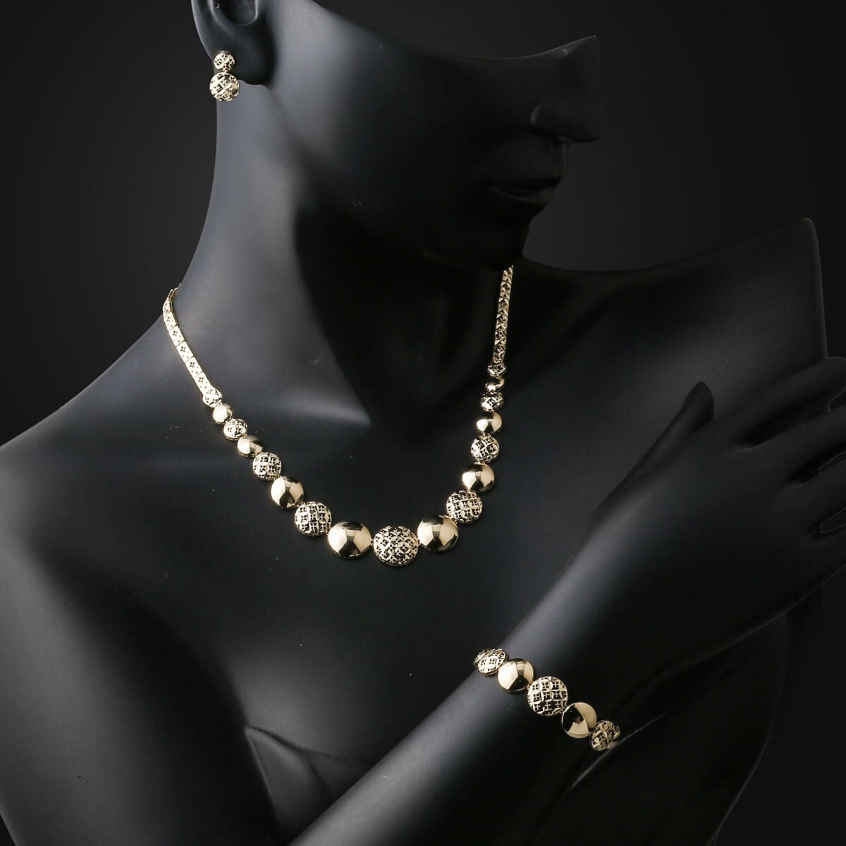 14K Yellow Gold Sphere Sparkling Wedding Set