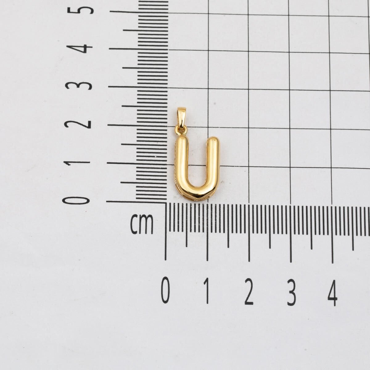 14K Yellow Gold Balloon Initial U Pendant
