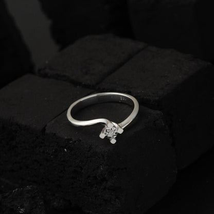 14K White Gold 0.04 Ct Illusion Solitaire Diamond Ring