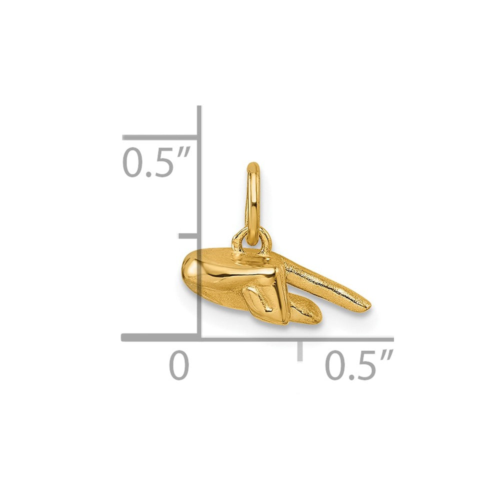 14K Yellow Gold American Sign Language Alphabet Fingerspelling Sign Q Pendant