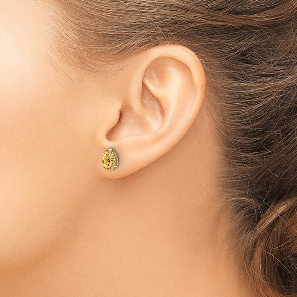 14k Yellow Gold Pear Citrine Post Earrings