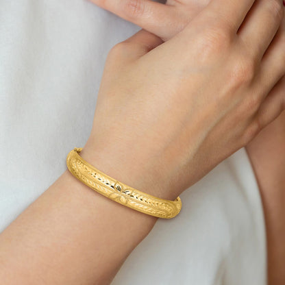 14K Yellow Gold 7/16 Oversize Florentine Engraved Hinged Bangle Bracelet
