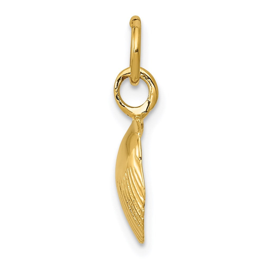 14K Yellow Gold Seashell Pendant