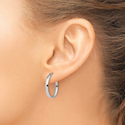 14K White Gold Polished Oval Hoop Earrings
