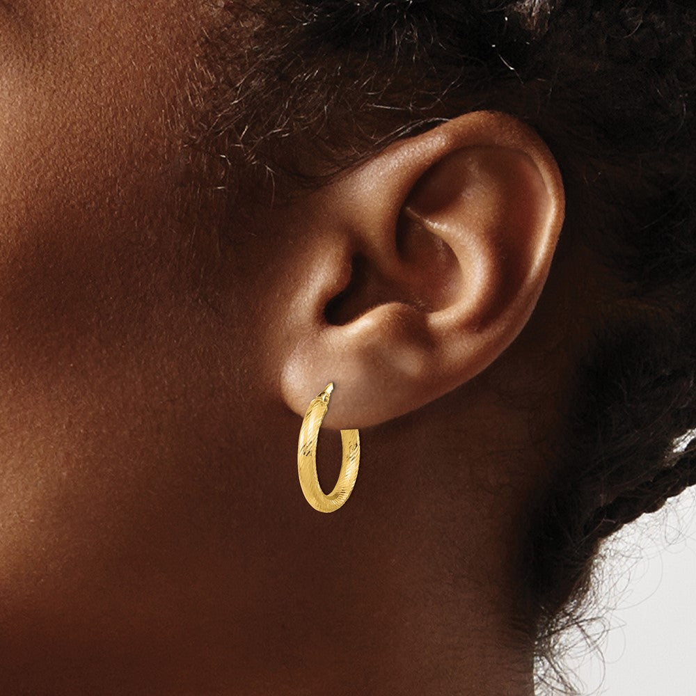 14K Yellow Gold 3X15 D/C Round Hoop Earrings