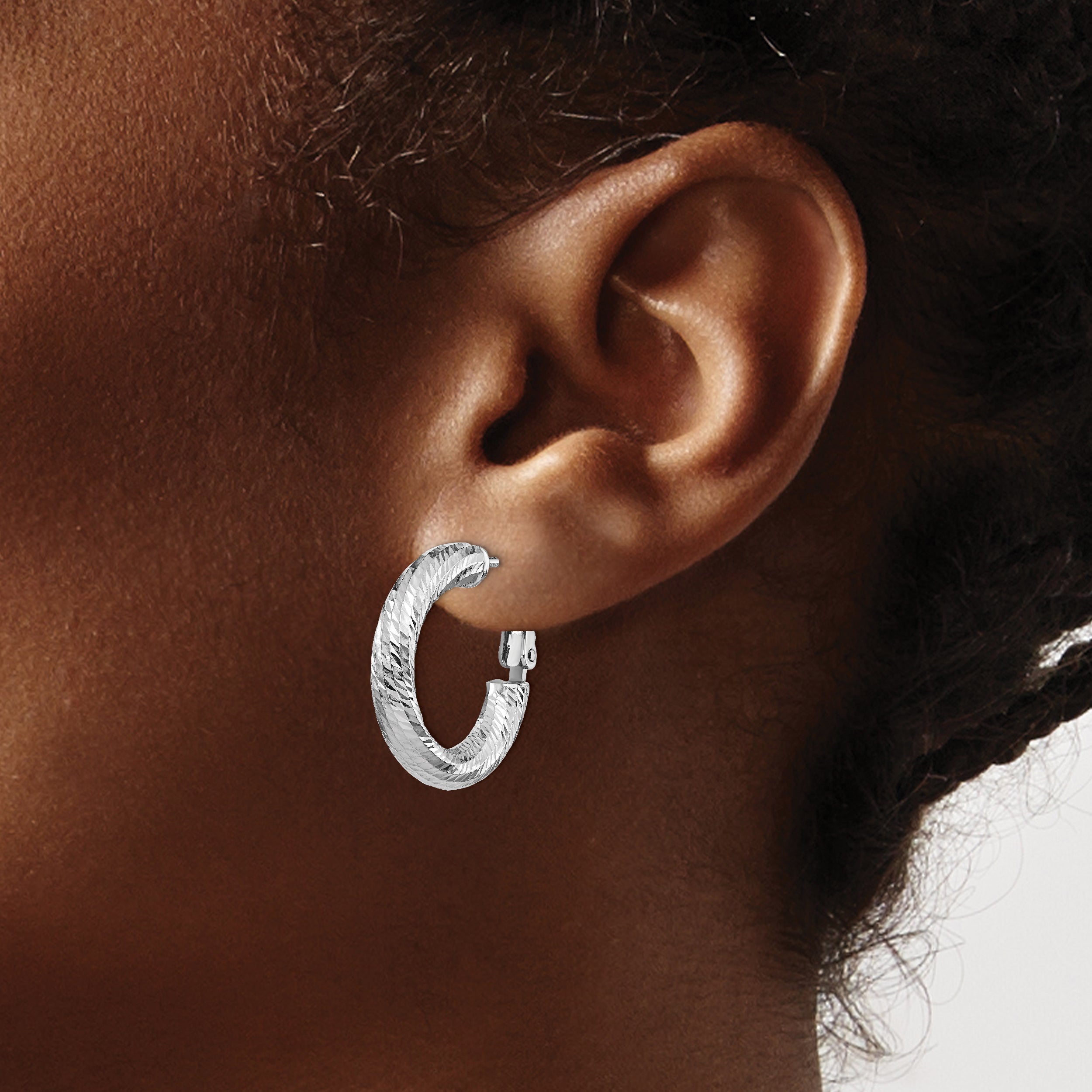 14K White Gold 4X15 D/C Round Omega Back Hoop Earrings