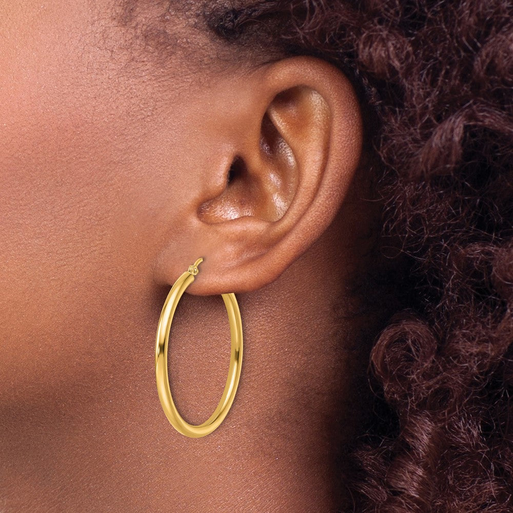14K Yellow Gold Polished 2.5mm Lightweight Tube Hoop Earrings