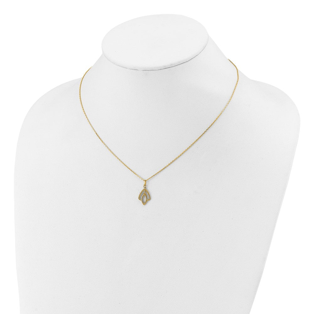 14K Yellow Gold Polished Floral Pendant Necklace