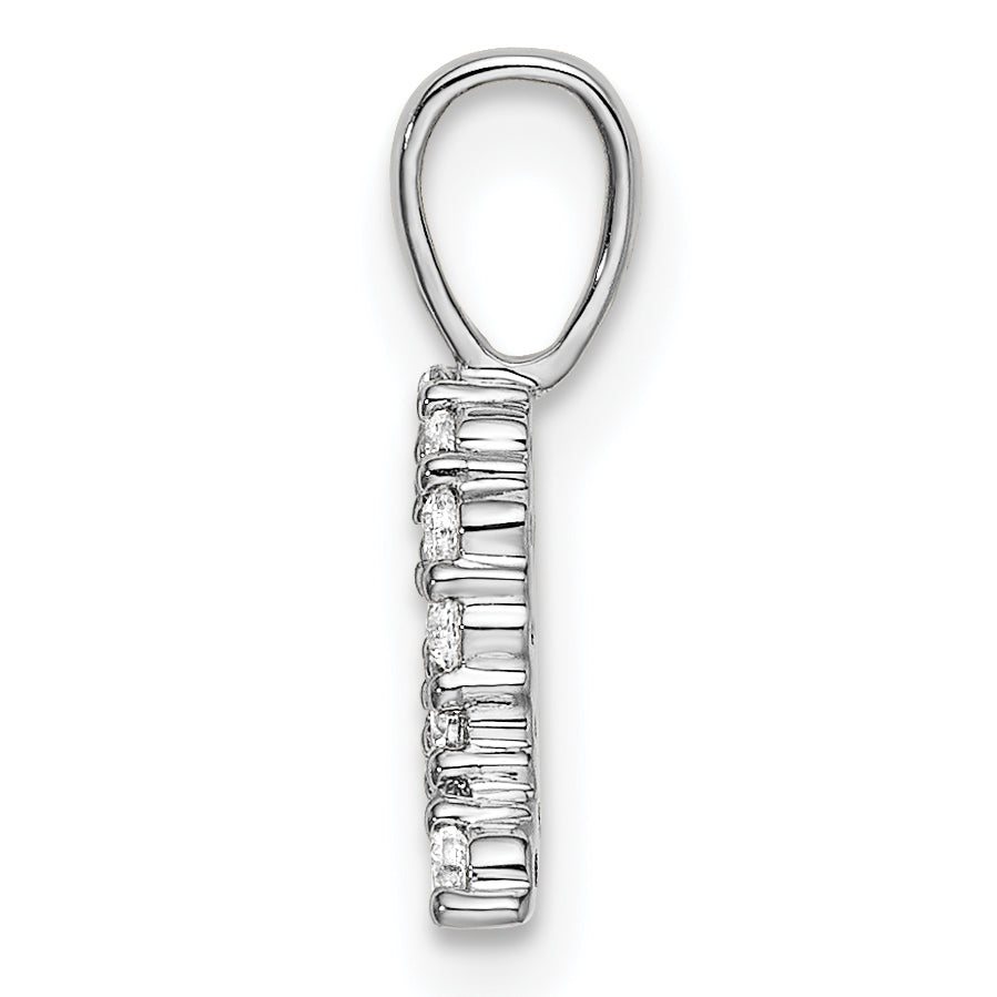 14k White Gold 1/6 Ct. Lab Grown Diamond VS/SI+ G+ Letter Q Initial Pendant