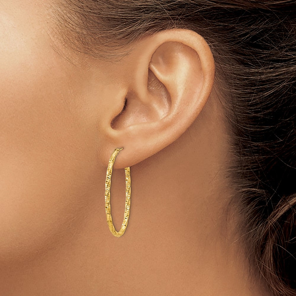 14K Yellow Gold 14Ky 2mm Diamond-Cut Oval Hoop Earrings