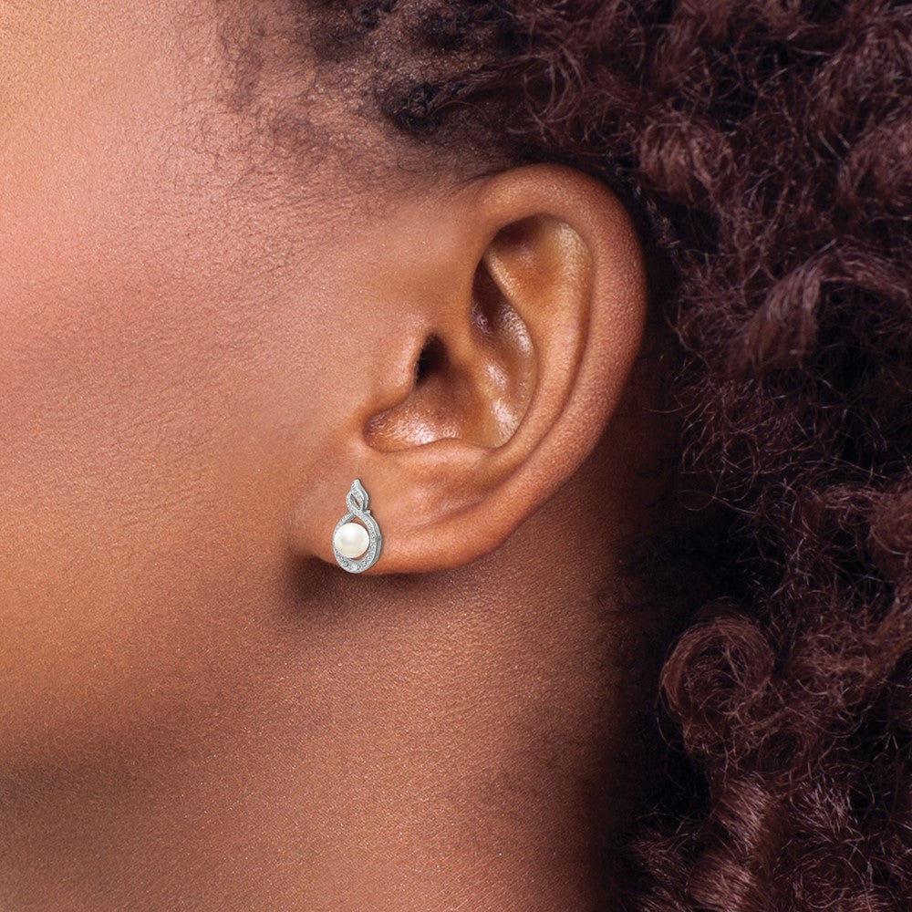 Sterling Silver Rhodium-Plated Fw Cultured Pearl & Diam. Earrings