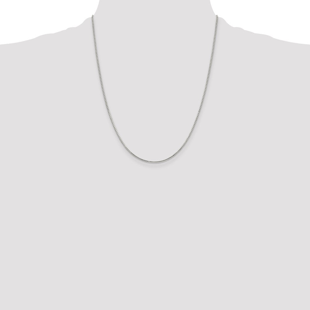 22 Inch Sterling Silver 1.25mm 8 Sided Diamond-Cut Box Chain Necklace
