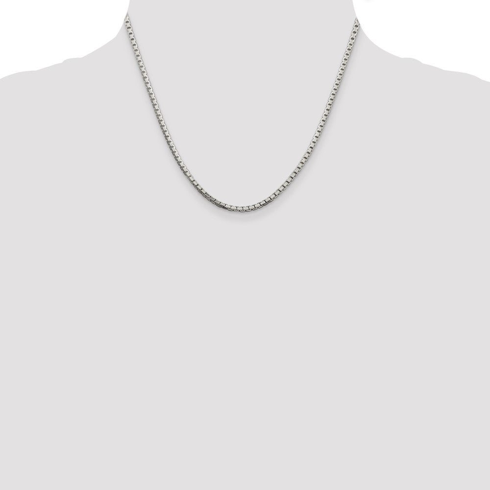 18 Inch Sterling Silver 2.5mm 8 Sided Diamond-Cut Box Chain Necklace
