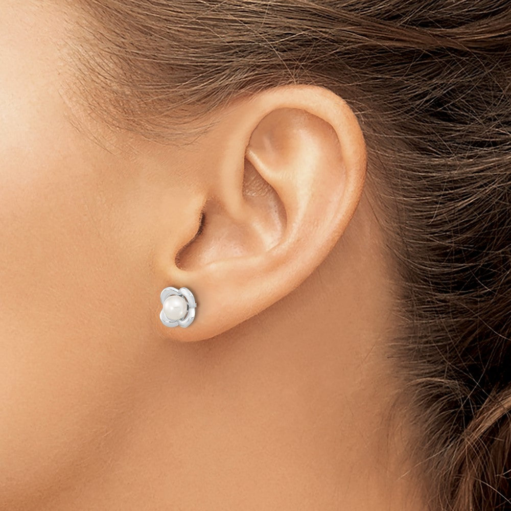Sterling Silver Rh-Plated Polished Fwc Pearl Flower Post Earrings