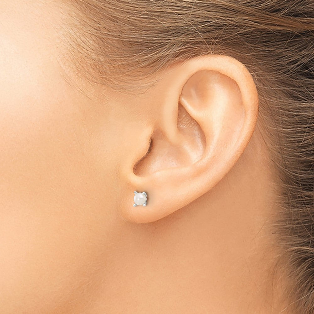 Sterling Silver E-Coating 4mm Fwc Pearl Post Earrings