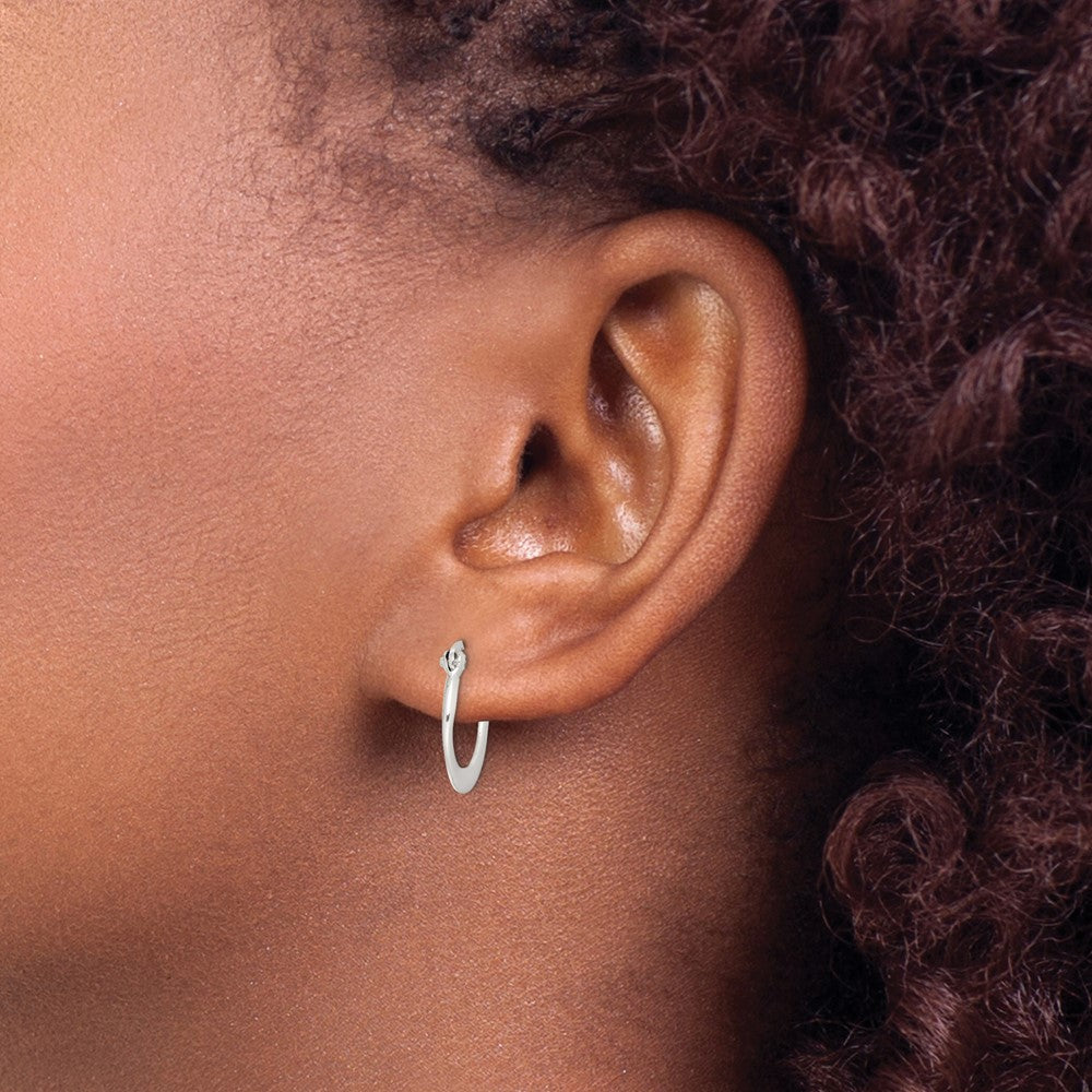 Sterling Silver Polished Tapered Round Hoop Earrings