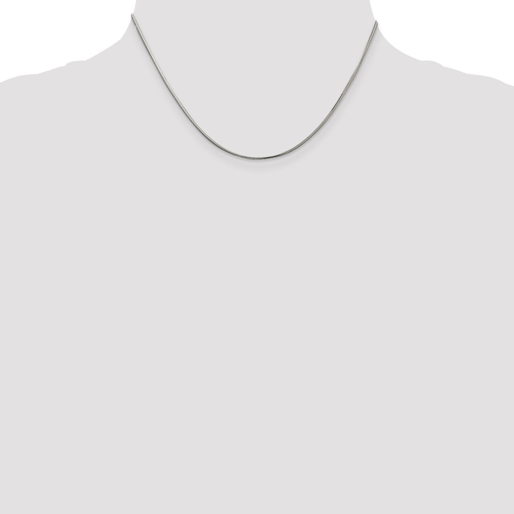 16 Inch Sterling Silver 1.5mm Diamond-Cut Flat Snake Chain Necklace