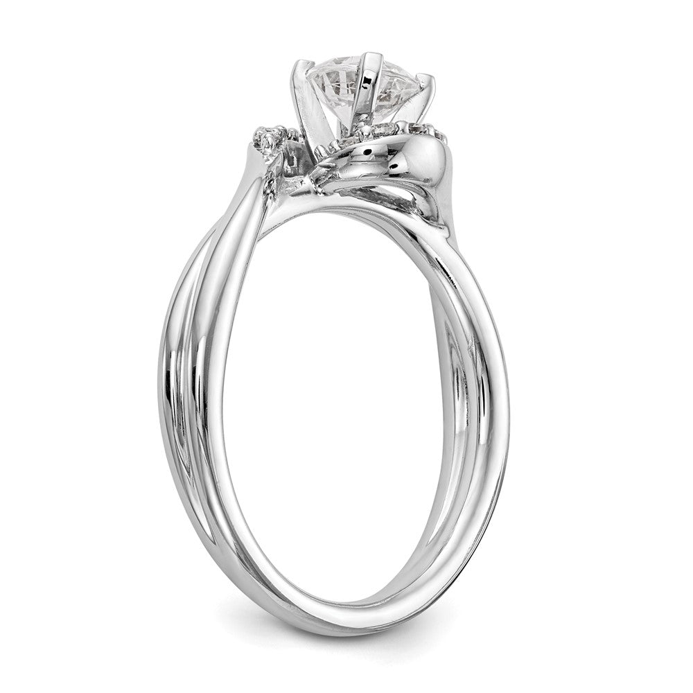 14kw Peg Set Simulated Diamond By Pass Engagement Ring