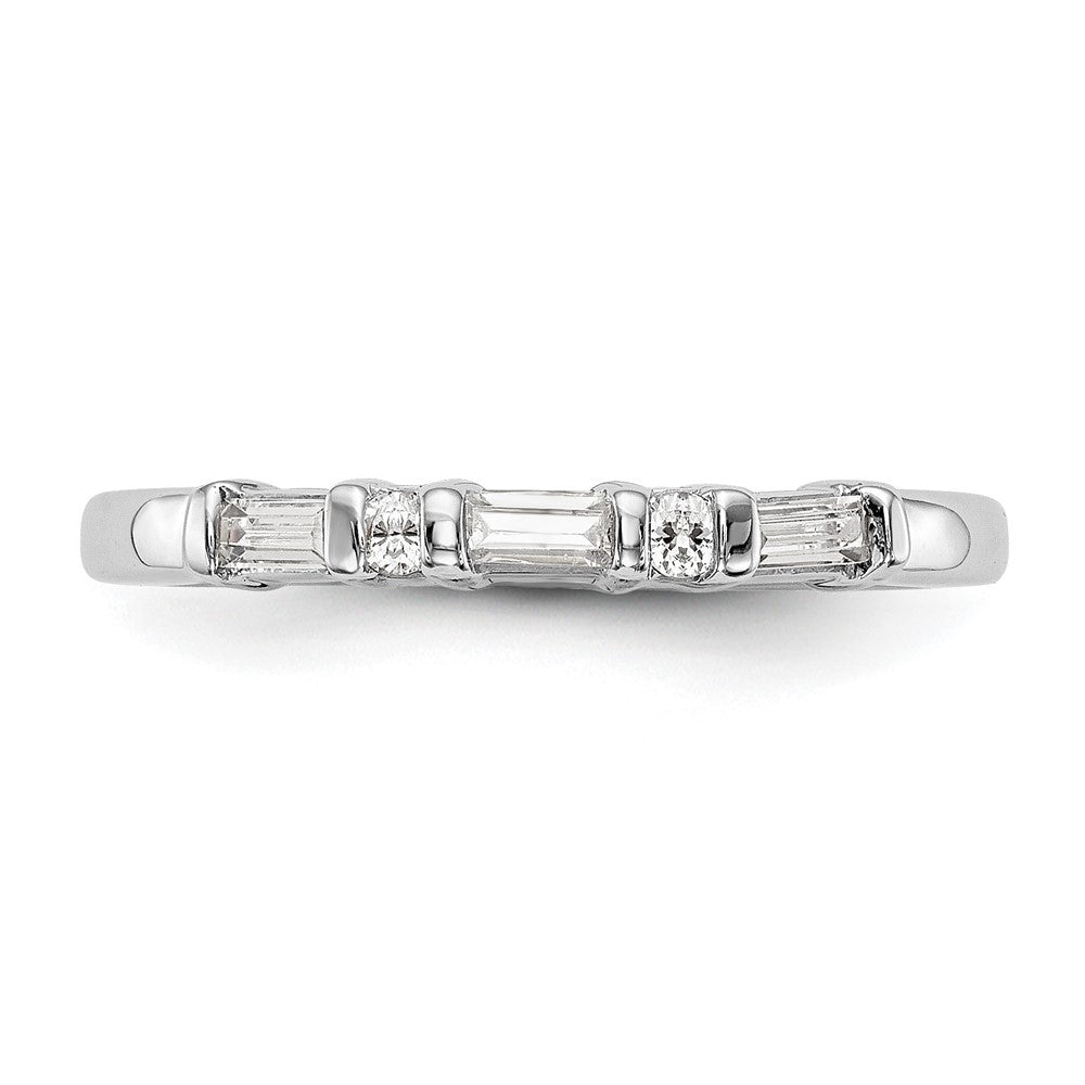 14K White Gold 1/4 Carat Round/Baguette Diamond Complete Wedding Band