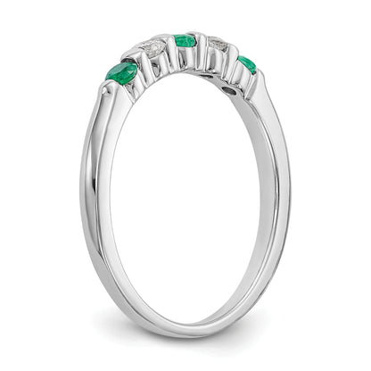14k White Gold Real Diamond w/Emerald Band