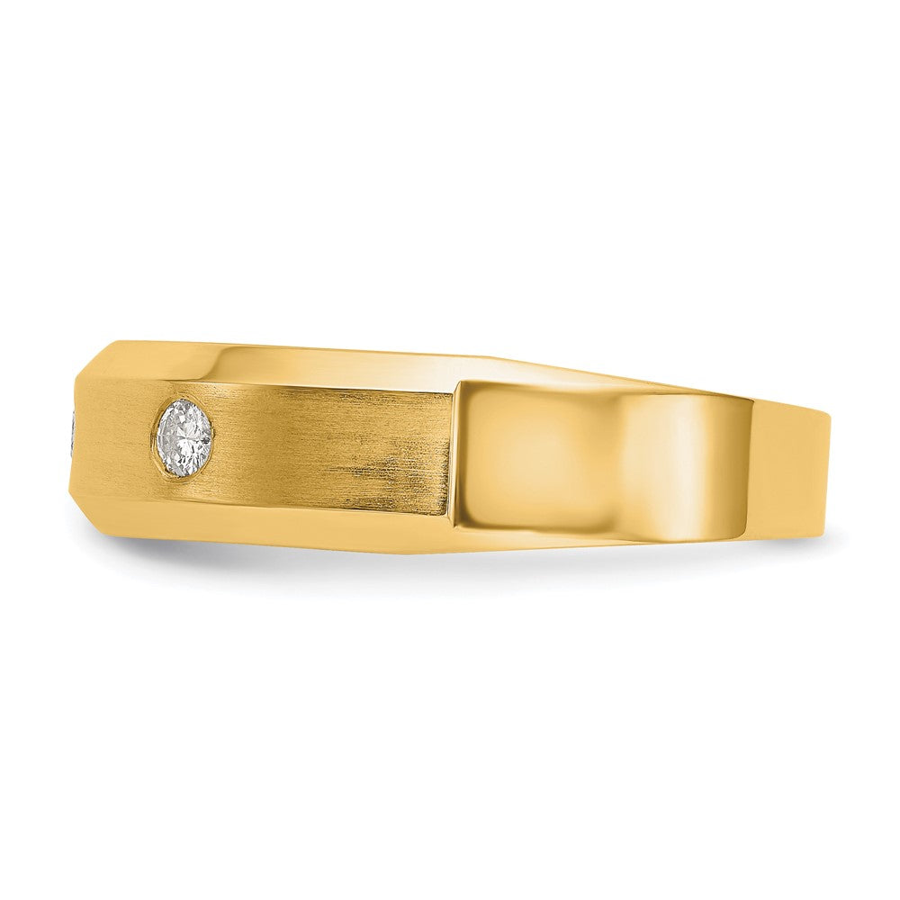 True Origin 14K Yellow Gold Men's 1/6 carat Lab Grown Diamond VS+ F+ Complete Wedding Band Ring
