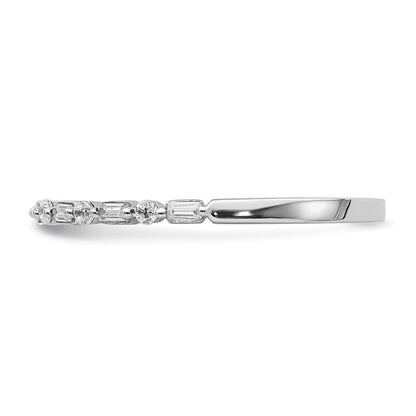 14K White Gold Fancy Diamond Band