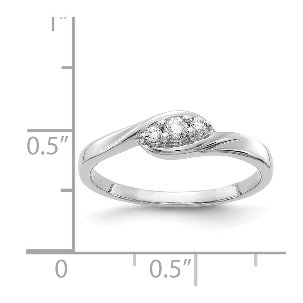 14K White Gold 3 Stone Diamond Ring
