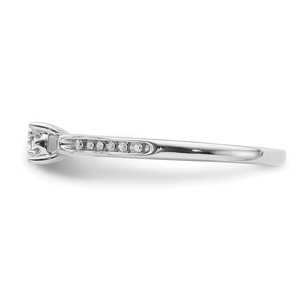 14K White Gold Diamond Ring