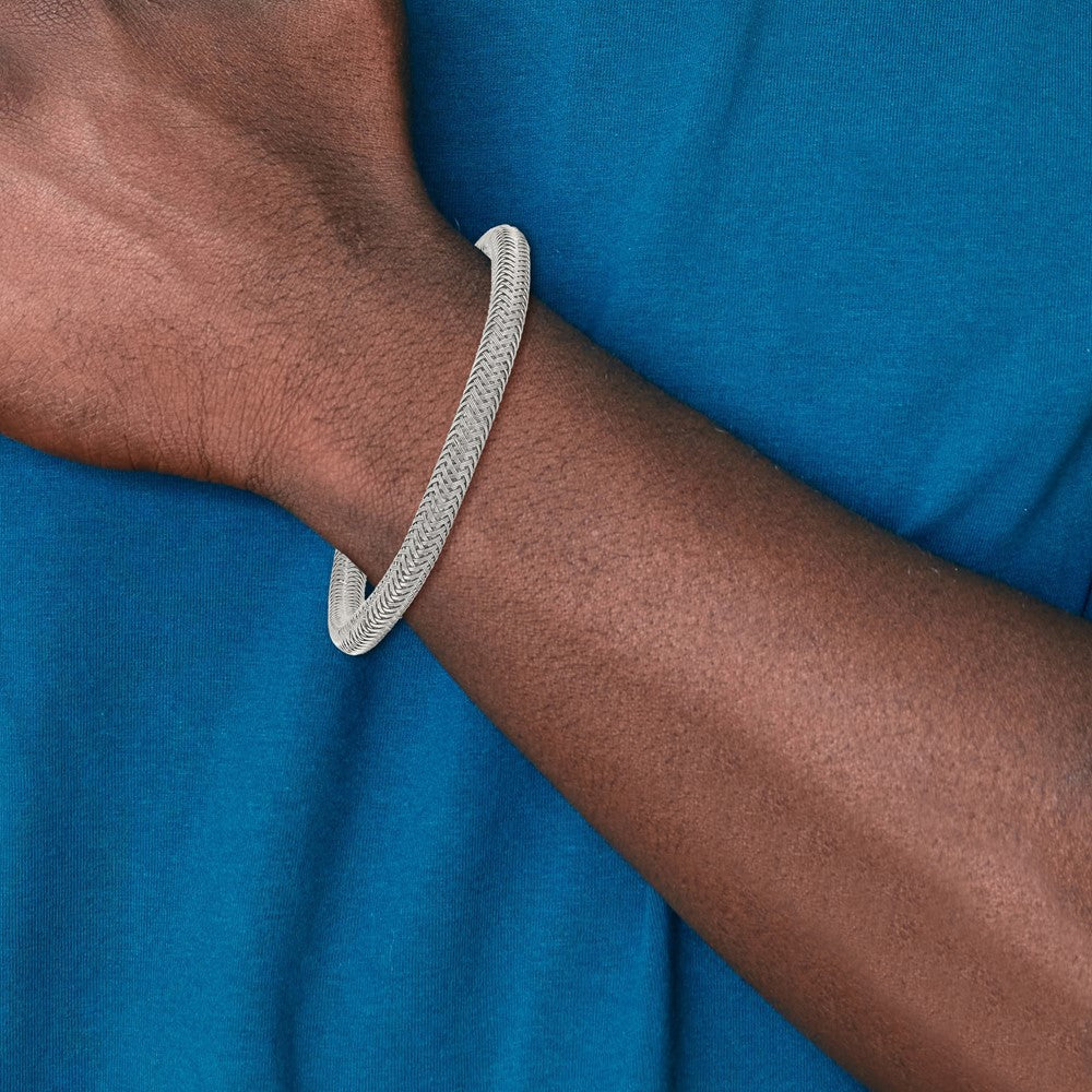 Stainless Steel Chisel Polished And Textured Wire Chain Bracelet
