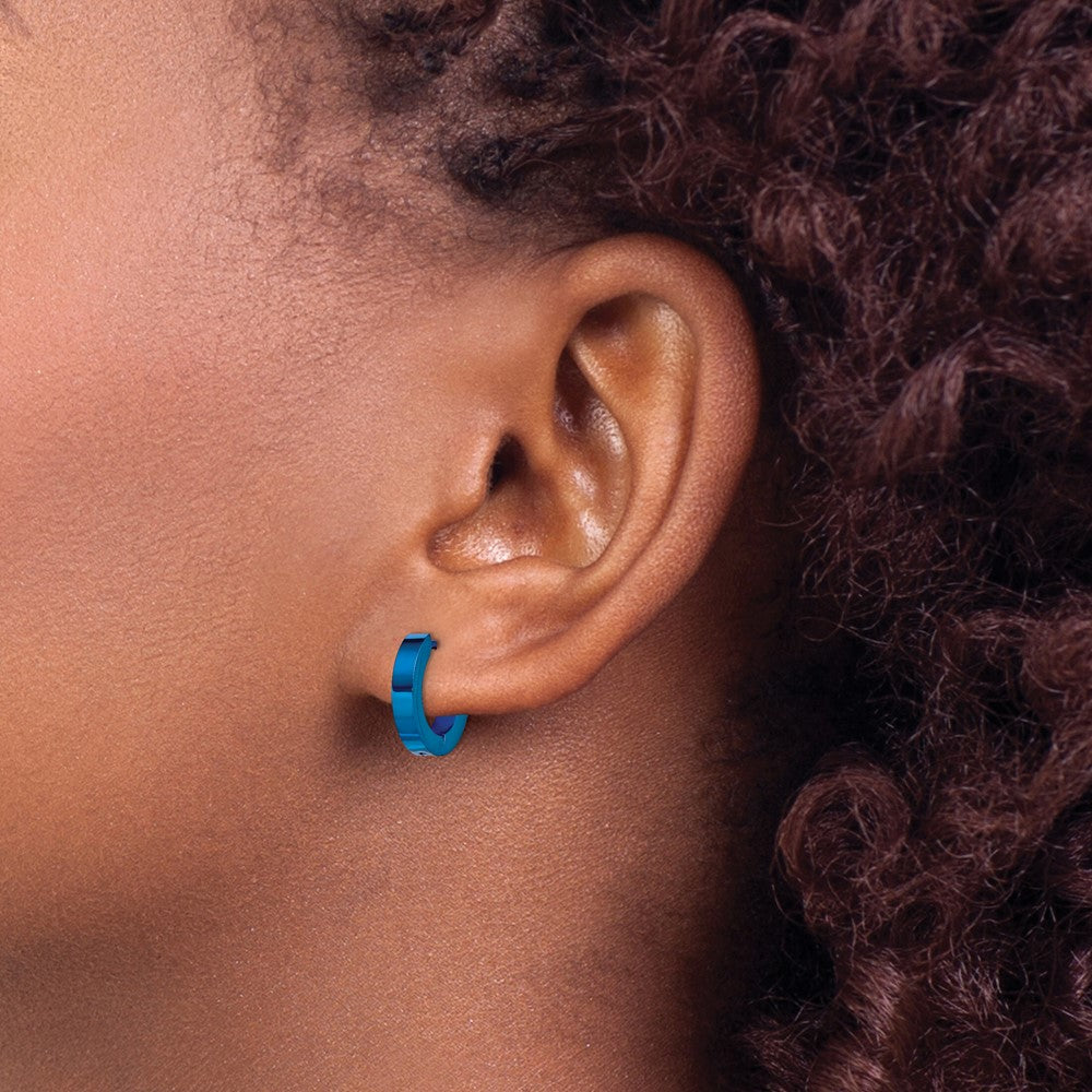 Stainless Steel Chisel Brushed Blue Ip-Plated 2mm Hinged Hoop Earrings