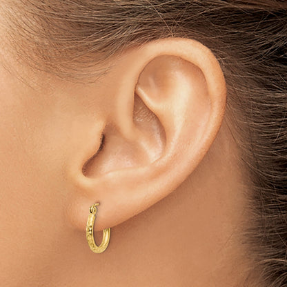 14K Yellow Gold Diamond-Cut 2mm Round Tube Hoop Earrings